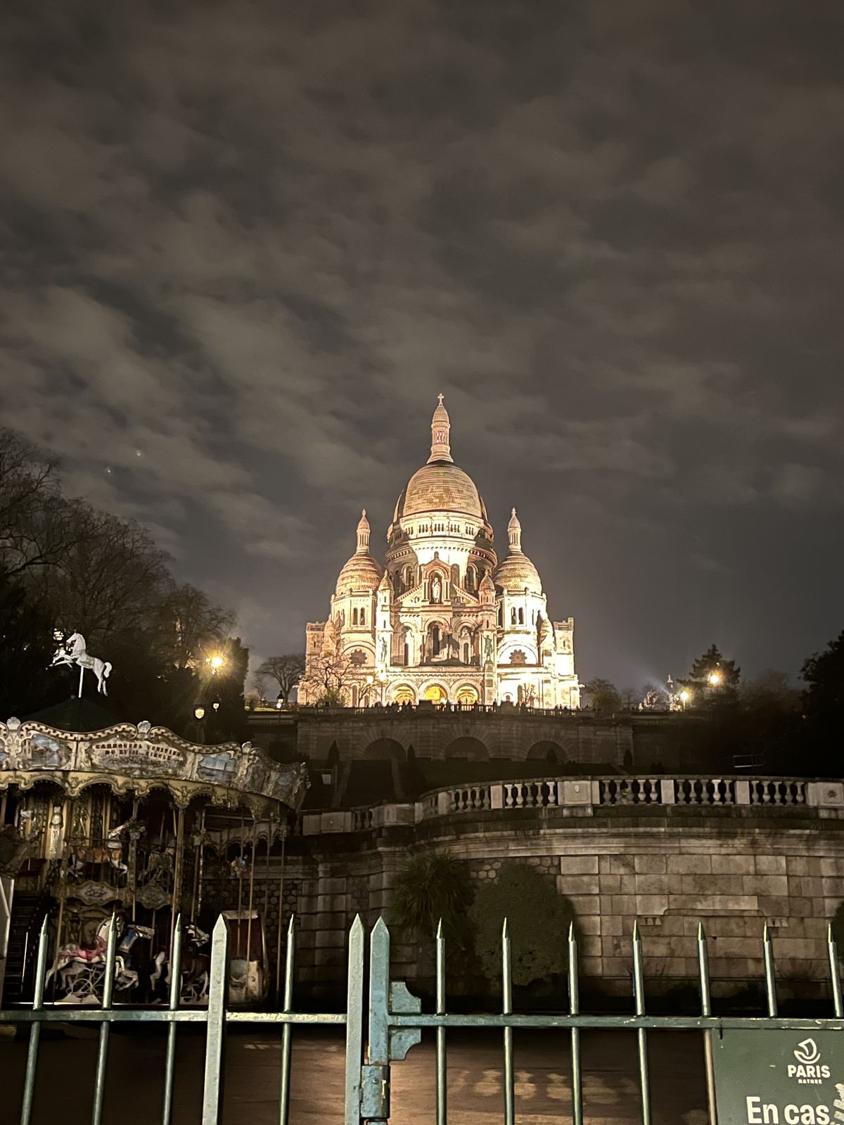 Sacré-Cœur at night, Paris